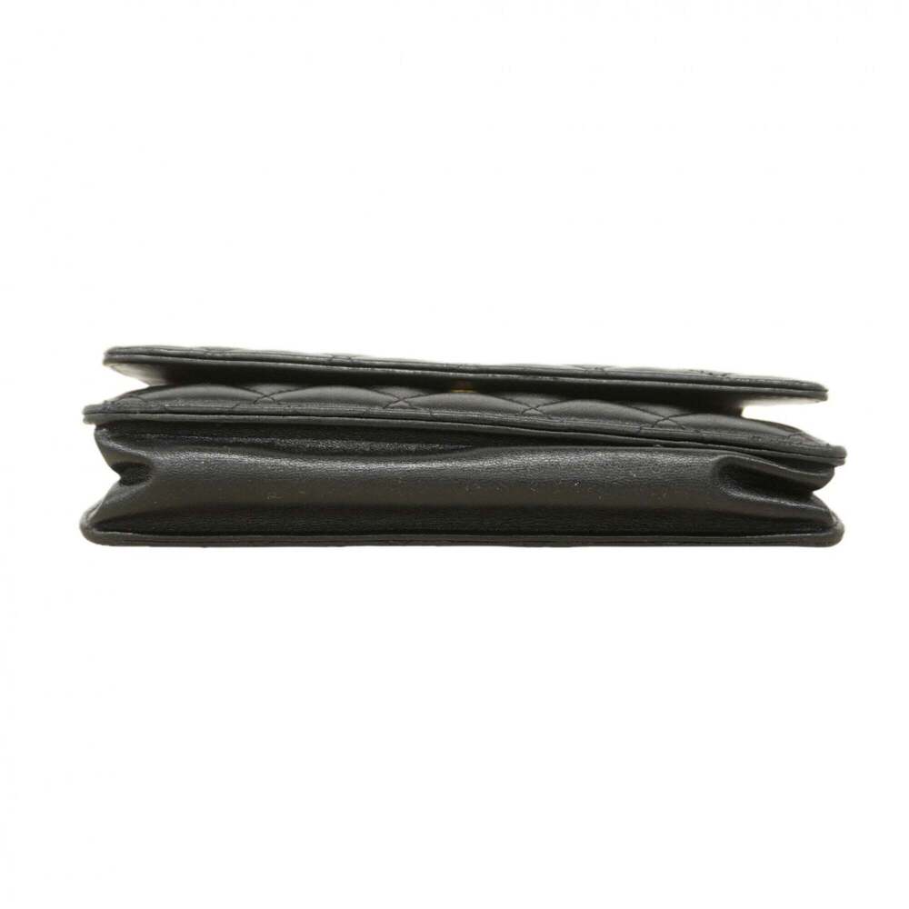 CHANEL Black Lambskin Leather Wallet - Picture 2 of 9